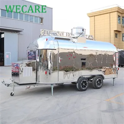 Pusta przyczepa z jedzeniem